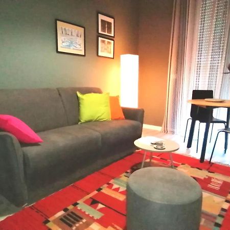 Inner City De Luxe Apartment カターニア エクステリア 写真