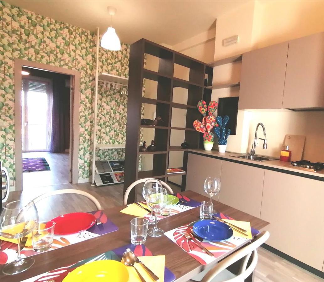 Inner City De Luxe Apartment カターニア エクステリア 写真