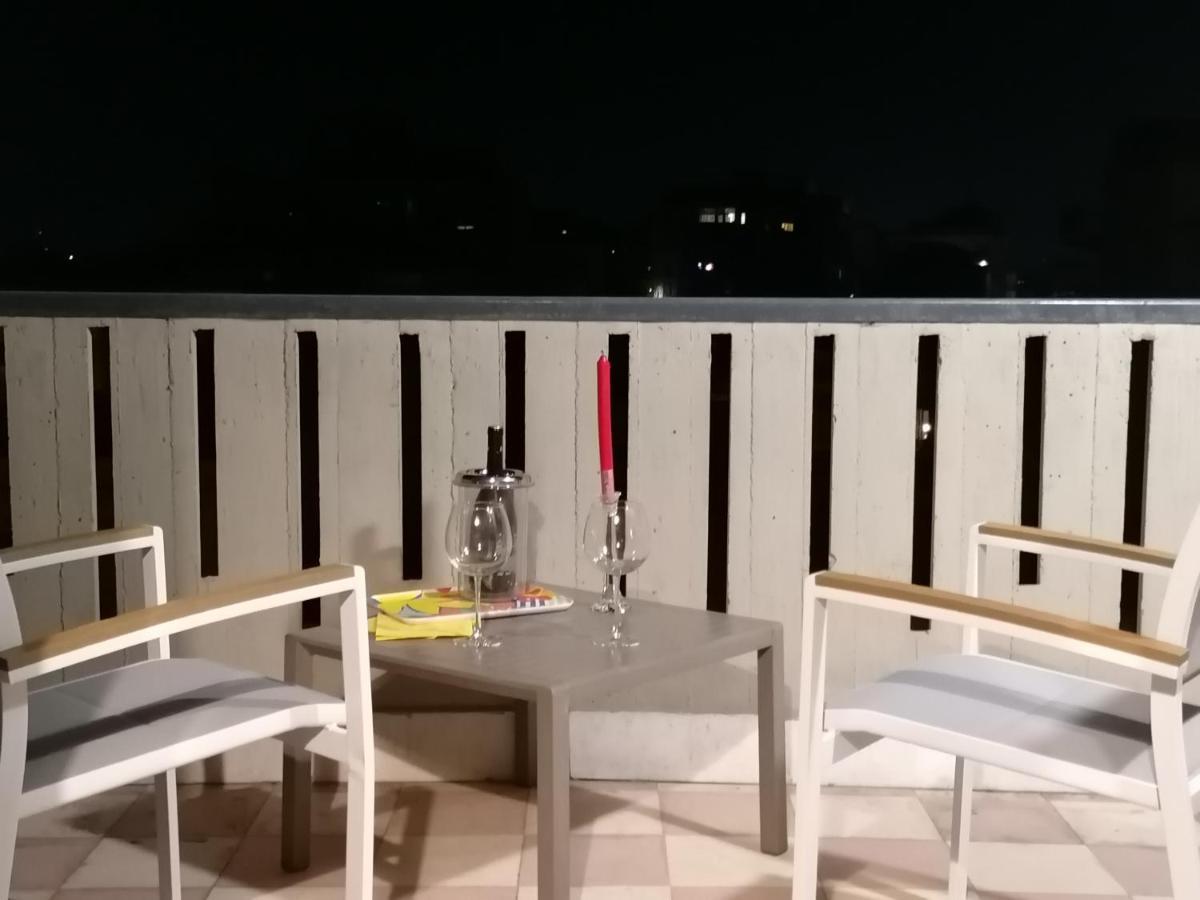 Inner City De Luxe Apartment カターニア エクステリア 写真