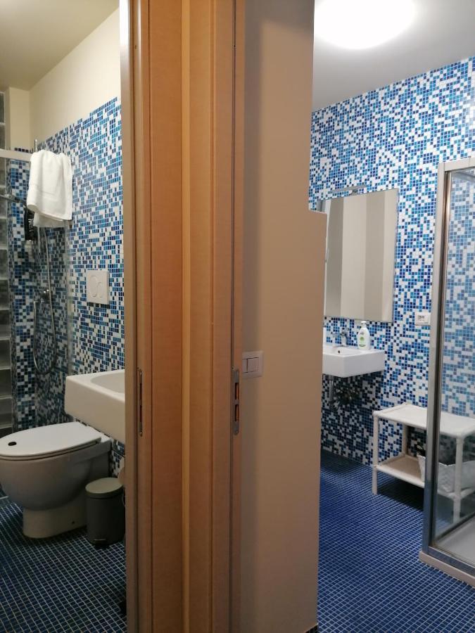Inner City De Luxe Apartment カターニア エクステリア 写真